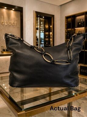 Authentic Gucci Vintage Black Leather Shoulder Bag-Gold Chain Links RARE.